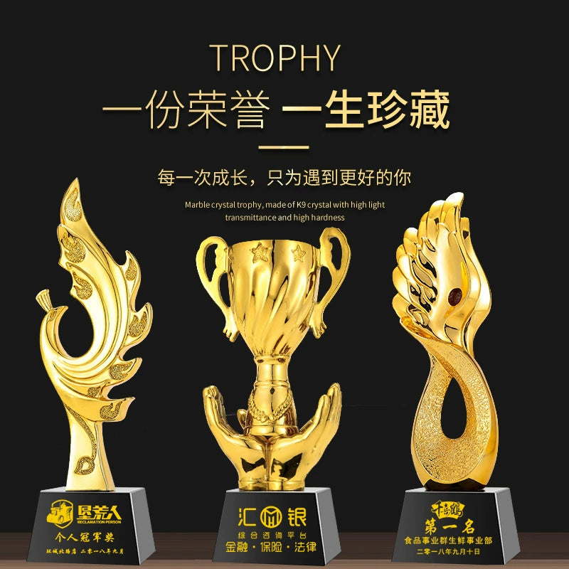 Wholesale Custom Logo Creative Resin Gold Plated Award Trophy With Black Glass Crystal Base-69款树脂奖杯
