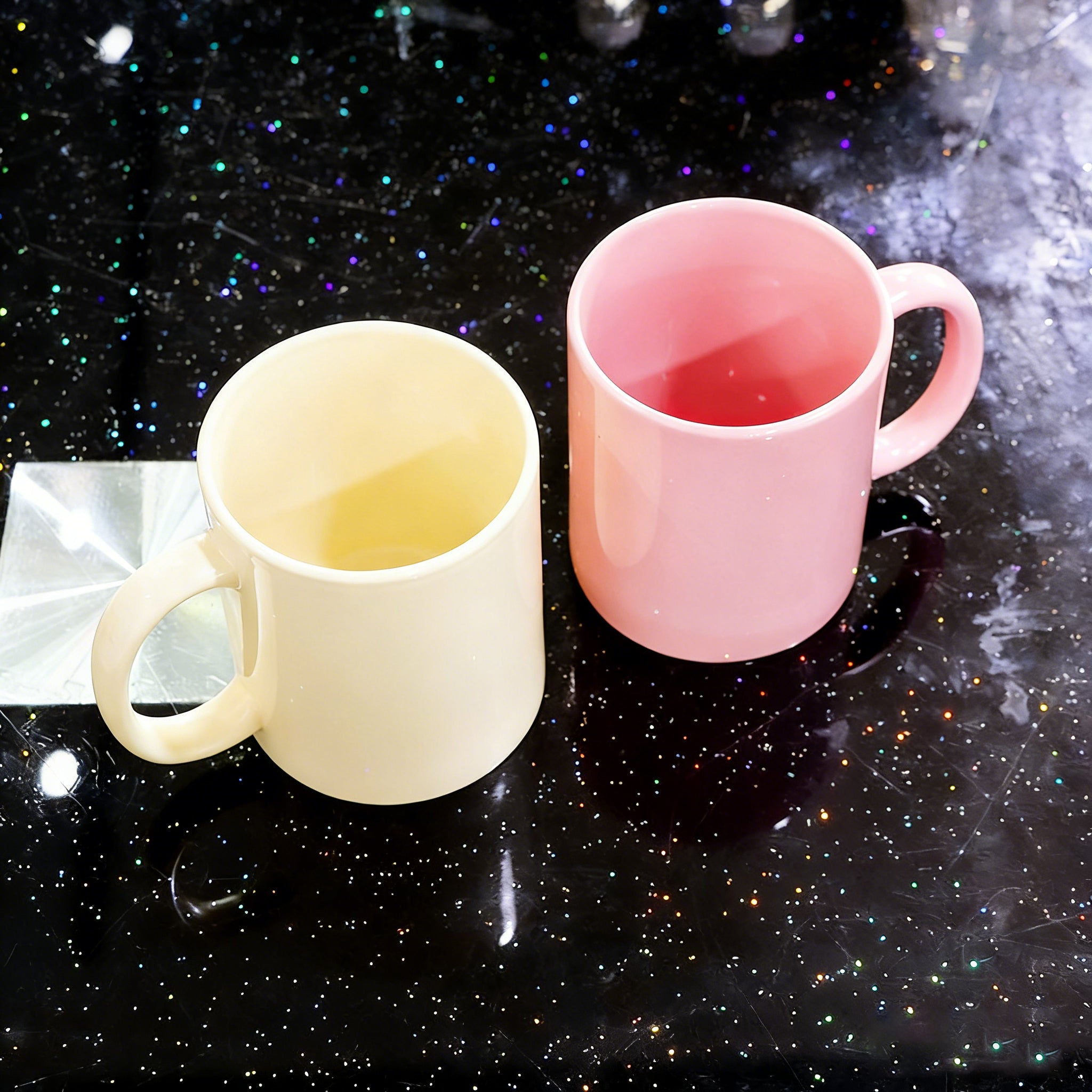 Heat transfer beige-coated ceramic cup, heat-transfer printed cup