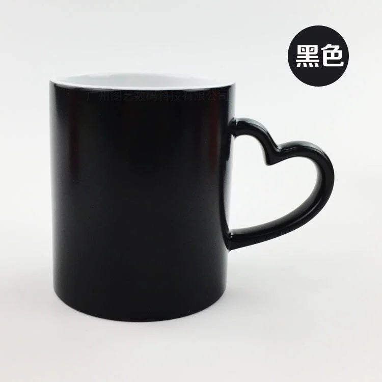 11oz Sublimation Magic Mug Sublimation Blank Color Changing Mug With Heart Handle-11oz心柄亮光变色杯